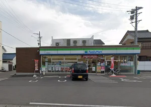 ファミリーマート 小牧東新町店 徒歩4分
