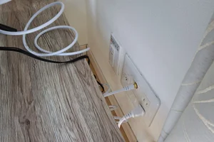 WIFI ネット使用可能で ビジネスのパソコン作業やプライベートネットサーフィンなど利用可能!