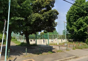 押切公園陸上競技場 車で5分