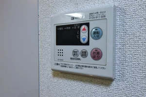 お湯を使用する際には　給湯スイッチ入れて使用！