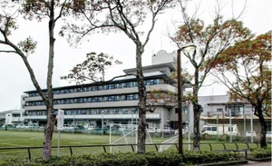 中九州短期大学まで車で6分