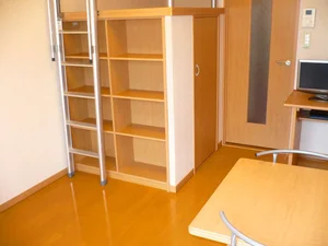 のマンスリーマンション・ウィークリーマンション「レオパレスキルシュバウム 102(No.835049)」メイン画像