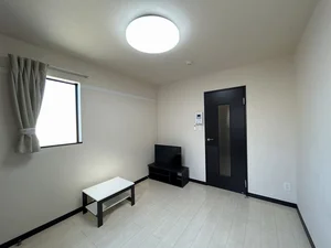 のマンスリーマンション・ウィークリーマンション「レオネクストゼフィール 201(No.837614)」メイン画像