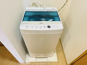 洗濯機は室内に設置しております♪入居後すぐにご利用が可能です(^^♪タオル1式分もご用意しております☆彡