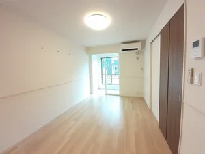 山形県のマンスリーマンション・ウィークリーマンション「ココ・ヒルズ　Ⅰ 105・洋室(No.841303)」メイン画像