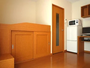 のマンスリーマンション・ウィークリーマンション「レオパレスＲｙｏｕｍａ 105(No.841736)」メイン画像