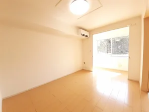 のマンスリーマンション・ウィークリーマンション「サンライズⅢ 102・洋室(No.846742)」メイン画像