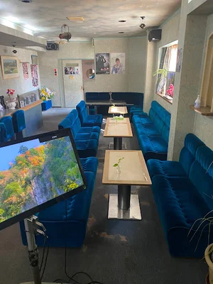 カラオケ喫茶 郁まで車で7分