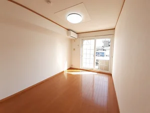 のマンスリーマンション・ウィークリーマンション「フォーリストガーデンⅡ 103・洋室(No.855830)」メイン画像
