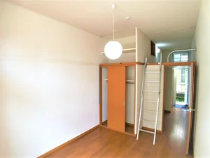 のマンスリーマンション・ウィークリーマンション「レオパレスシエスタ西郷屋敷 102(No.861801)」メイン画像