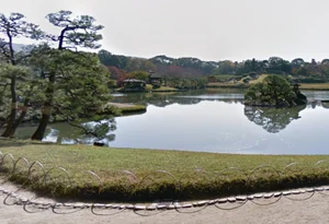 後楽園 車で12分