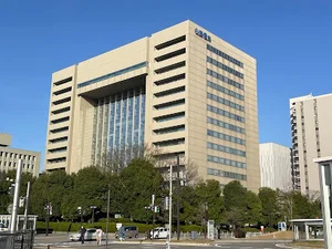 北陸電力(株) 本店まで徒歩11分