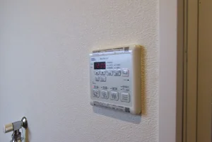 給湯スイッチあり! お湯温度調節可能で 快適にお過ごしいただけます!