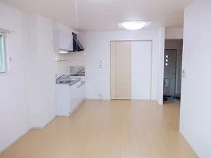 のマンスリーマンション・ウィークリーマンション「ラ　ファメンタム　フサ 102・洋室(No.870434)」メイン画像