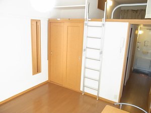 のマンスリーマンション・ウィークリーマンション「レオパレスＫ　Ｉ 101(No.872760)」メイン画像