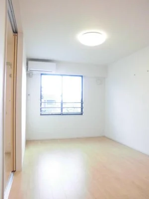 のマンスリーマンション・ウィークリーマンション「ジェントリー東根Ａ 204・洋室(No.874658)」メイン画像