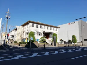 ヤマモリ体育館（桑名市体育館）まで車で9分