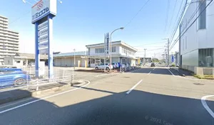タイムズカー 四日市店まで徒歩11分