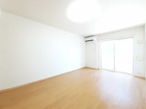 邑楽郡大泉町のマンスリーマンション・ウィークリーマンション「ハニーズガーデンＡ 102・洋室(No.884180)」メイン画像