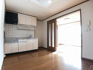 のマンスリーマンション・ウィークリーマンション「レフィナードⅠ 102・洋室(No.889908)」メイン画像