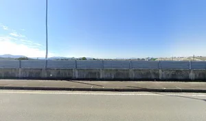 横浜ゴム野球場まで車で5分