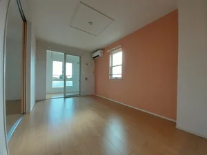 のマンスリーマンション・ウィークリーマンション「ラ・アーラボア 204・洋室(No.892413)」メイン画像