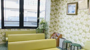 長岡皮膚科医院まで徒歩4分