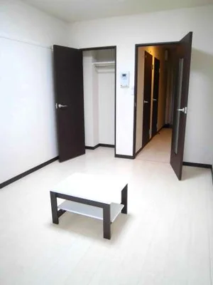 のマンスリーマンション・ウィークリーマンション「クレイノＴｅｒａ 201(No.908032)」メイン画像