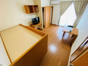 鼎駅（長野県）のマンスリーマンション・ウィークリーマンション「レオパレスウッドコート 208(No.908842)」メイン画像