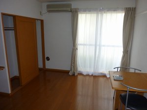 のマンスリーマンション・ウィークリーマンション「レオパレス古市場２ 101(No.916254)」メイン画像