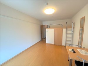 のマンスリーマンション・ウィークリーマンション「レオパレスサントラップミナミ 202(No.917645)」メイン画像