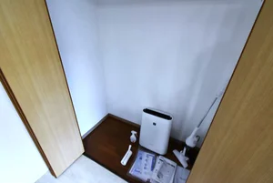 収納へ空気清浄機・掃除機・コロコロなどあり!