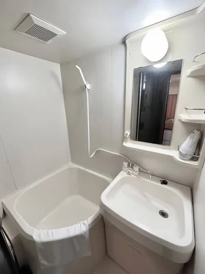 生活感のある白基調の水回り♪