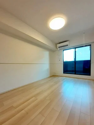愛媛県のマンスリーマンション・ウィークリーマンション「Ｓｗｉｎｇ　ＳｉｎｇⅣ 202・洋室(No.930822)」メイン画像