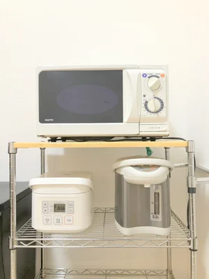 電子レンジ、ケトル、炊飯器も完備♪