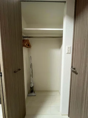 クローゼットも収納たっぷり♪