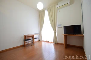 のマンスリーマンション・ウィークリーマンション「レオパレスレクエルド新下関 208(No.932173)」メイン画像