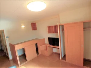 基山駅（佐賀県）のマンスリーマンション・ウィークリーマンション「レオパレスＷＩＮＧ　秋光 206(No.934742)」メイン画像