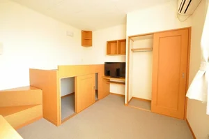 のマンスリーマンション・ウィークリーマンション「レオパレスプレミアム　コートⅡ 205(No.937712)」メイン画像