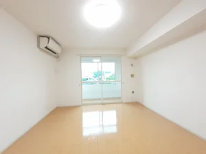 のマンスリーマンション・ウィークリーマンション「メゾン　ド　アンジュⅠ 102・洋室(No.943761)」メイン画像