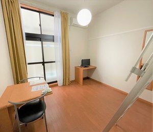 のマンスリーマンション・ウィークリーマンション「レオパレスリトルマウンティンⅢ 102(No.944777)」メイン画像