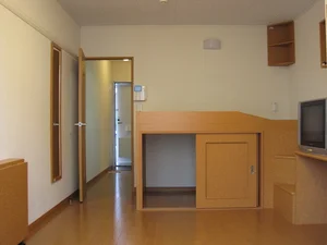 のマンスリーマンション・ウィークリーマンション「レオパレスＲＡＫＵＪＯ 109(No.948057)」メイン画像