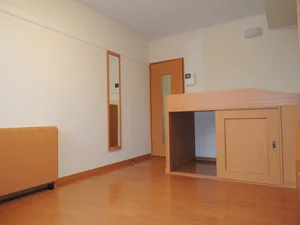 北海学園大学山鼻キャンパス周辺のマンスリーマンション・ウィークリーマンション「レオパレスアマーレ真駒内 102(No.950656)」メイン画像