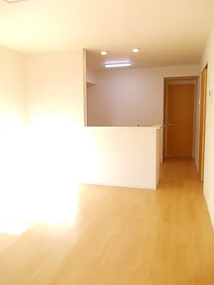 のマンスリーマンション・ウィークリーマンション「リサ・ファミリアⅡ 102・洋室(No.954429)」メイン画像