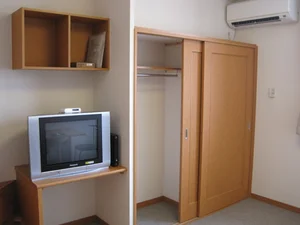 福井県のマンスリーマンション・ウィークリーマンション「レオパレスラフィネ　丸山 302(No.967650)」メイン画像