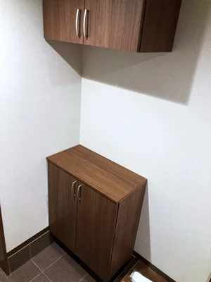 シューズボックスあり　長期の滞在になっても靴など収納いただけて便利です。