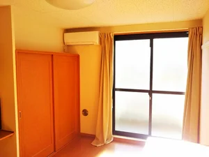 のマンスリーマンション・ウィークリーマンション「レオパレス太陽 205(No.979181)」メイン画像