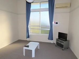 のマンスリーマンション・ウィークリーマンション「レオパレスソレイユ 208(No.979822)」メイン画像