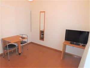 上田駅（長野県）のマンスリーマンション・ウィークリーマンション「レオパレスヴィラグラン大手 203(No.979949)」メイン画像