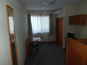 のマンスリーマンション・ウィークリーマンション「レオパレスＫＩＺＡＷＡ 203(No.981647)」メイン画像